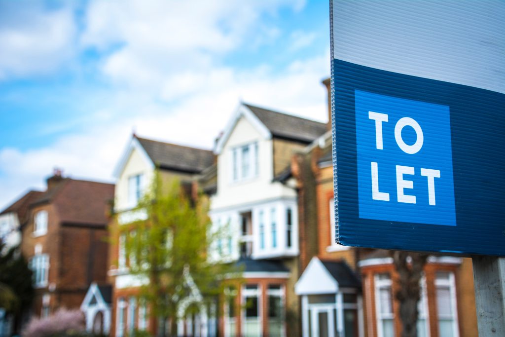 Lettings street sign on English street